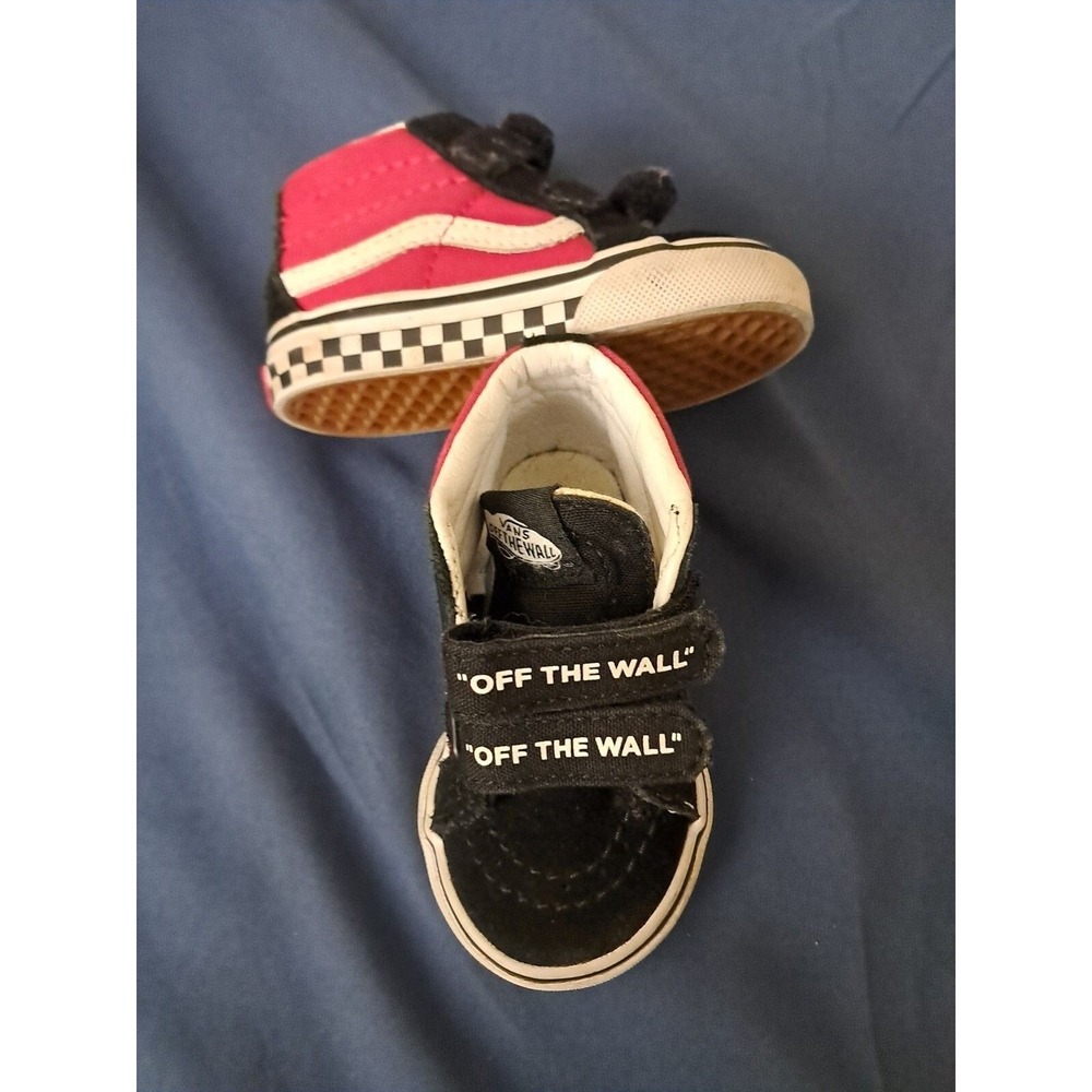 Kids Boys Van Skateboarding Sneakers Hightops , Size 4 Listed, 5" Inches Pair